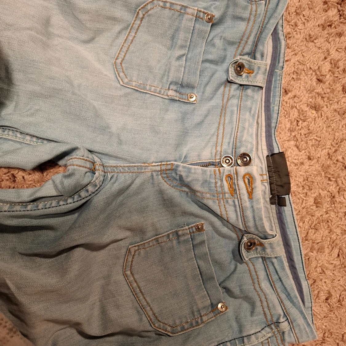 Vintage jeans från beyond retro - 4