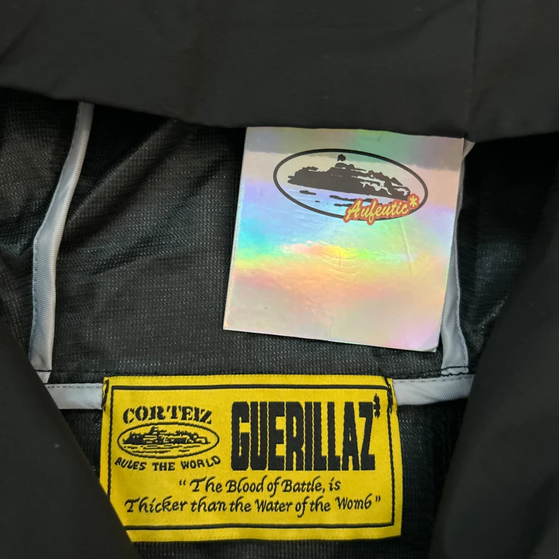 Svart vindjacka från Corteiz - 2