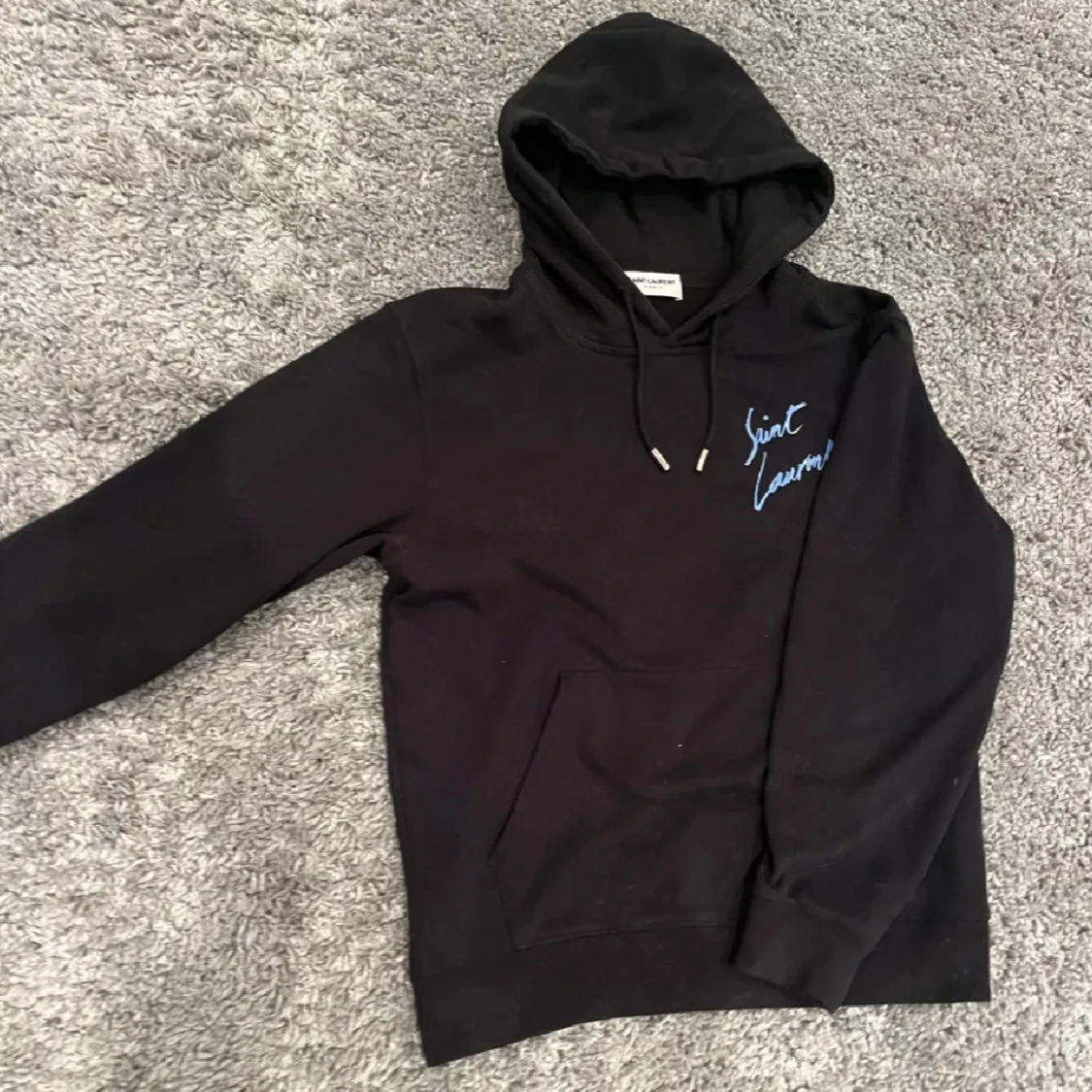 Svart hoodie från Saint Laurent