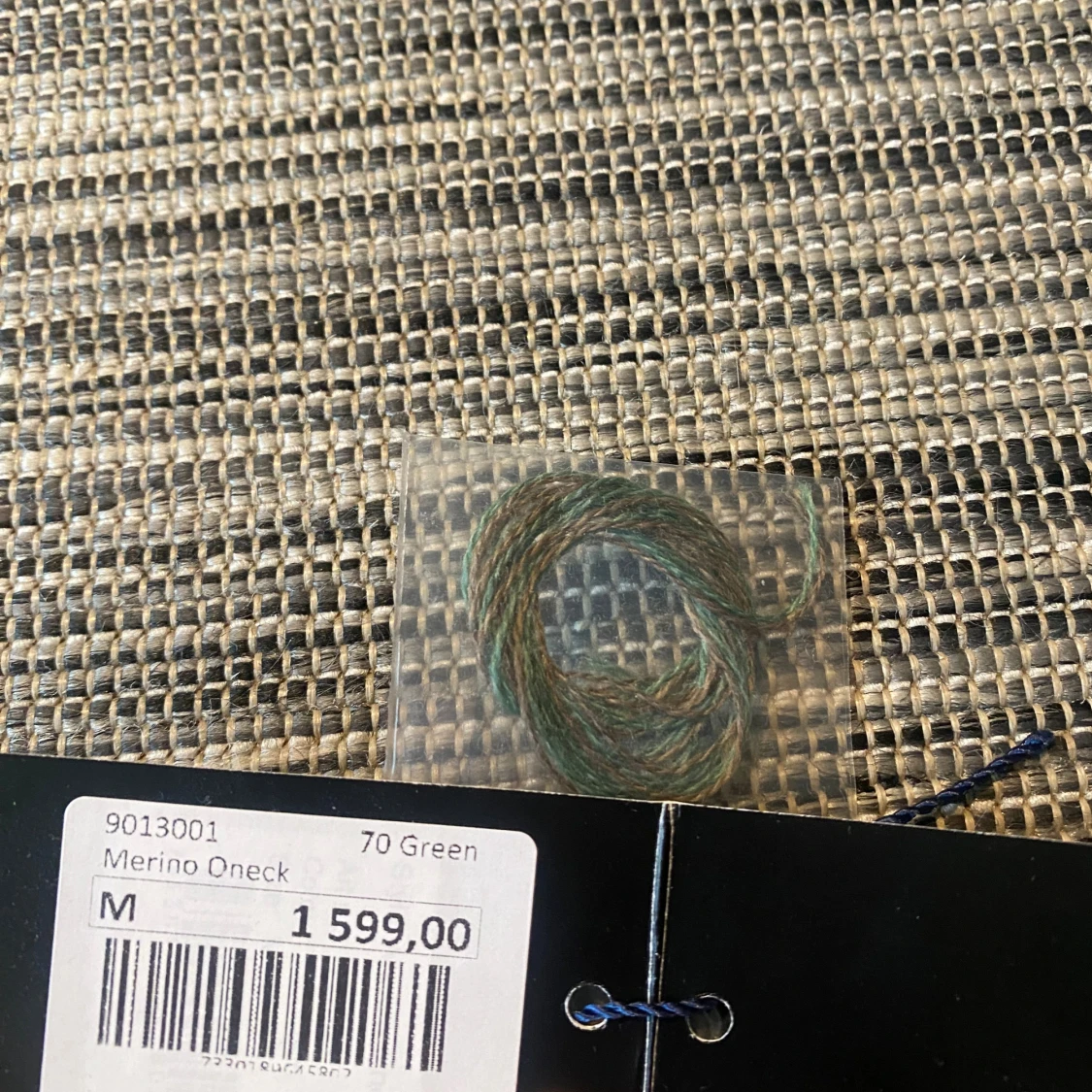 Grön kabelstickad tröja Morris M med tags - 3