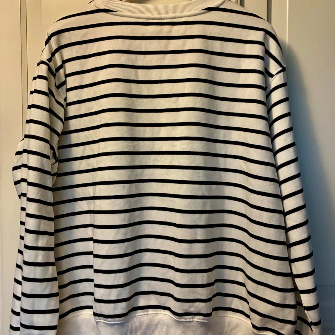 Randig sweatshirt i XXL, H&M - 1