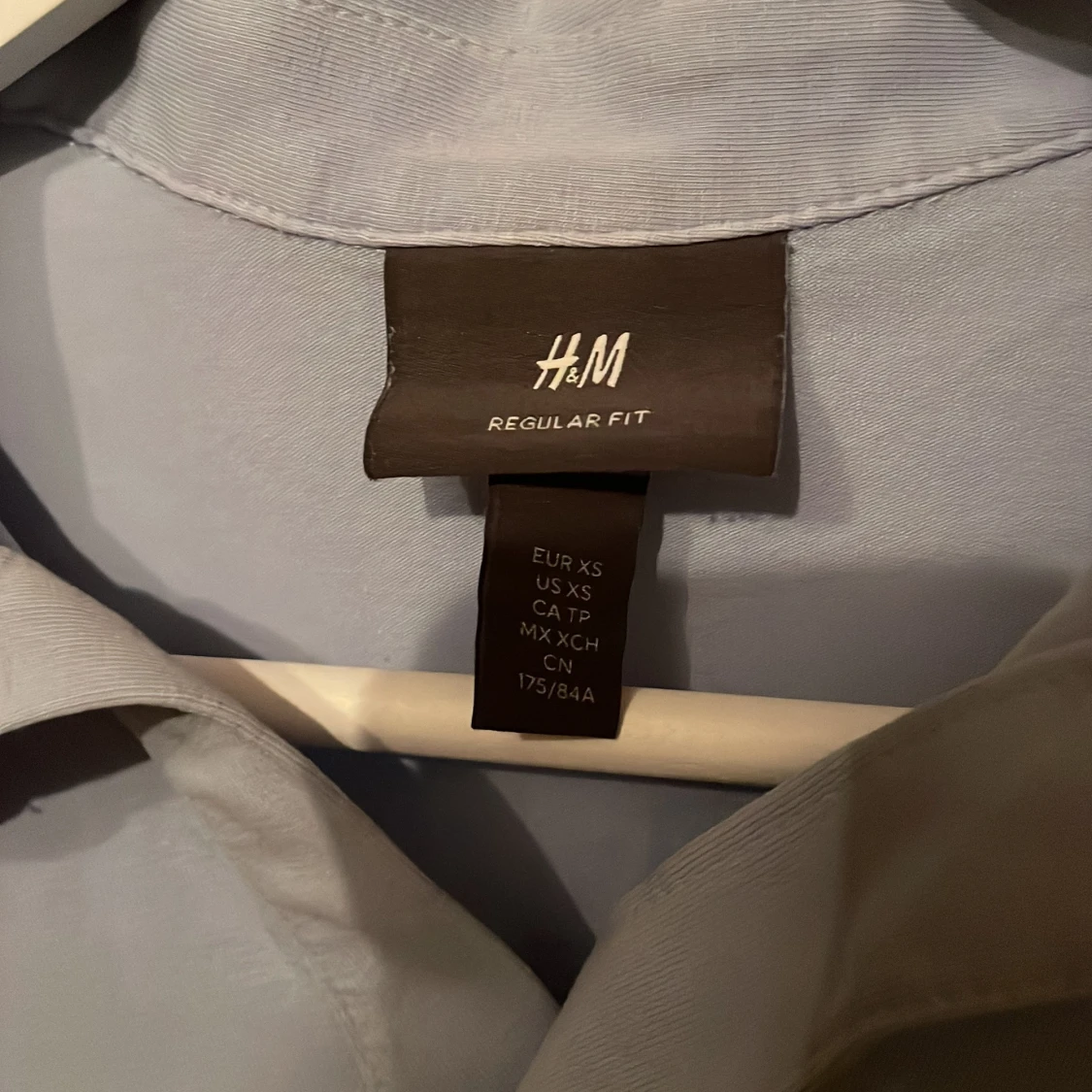 Ljusblå pikétröja från H&M XS - 2