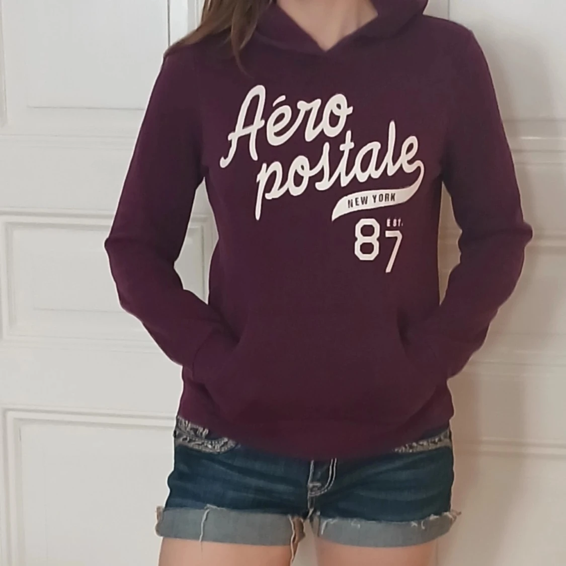 Mörklila Aeropostale hoodie 