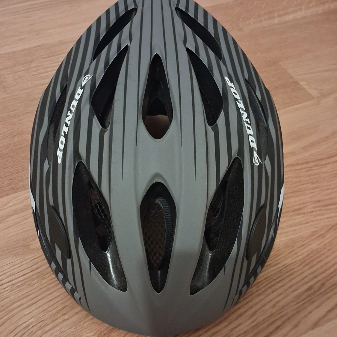 Grå och svart cykelhjälm Dunlop - 4