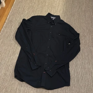 Tommy skjorta - Tommy skjorta