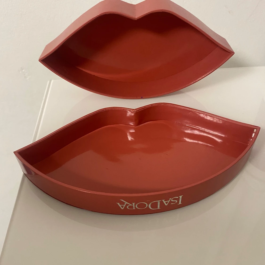Tom läpp box från isadora - 3