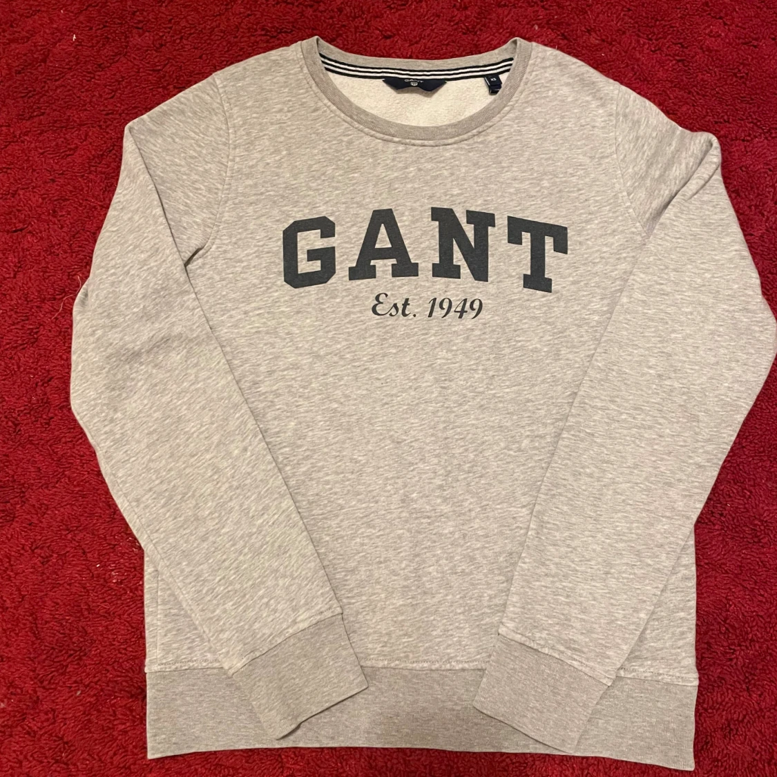 Grå sweatshirt från GANT XS