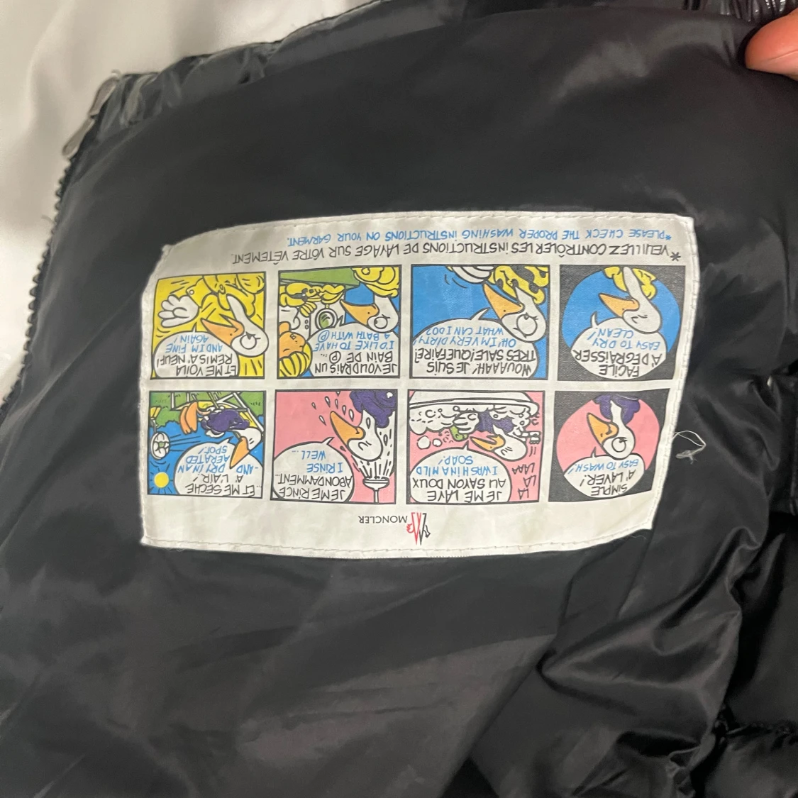 Svart dunväst från Moncler - 1