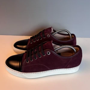 Lanvins  - Säljer ett par sjukt snygga lanvins i ovanlig färg, storlek uk6 (EU40), cond 10/10 helt nya endast testade. Medkommer endast skor