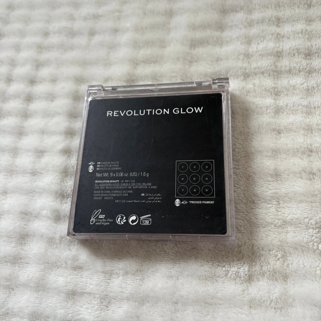 Revolution Glow ögonskuggspalett - 1