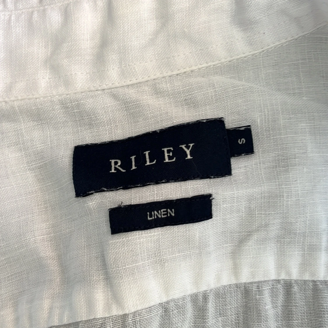 Vit linneskjorta från Riley - 2