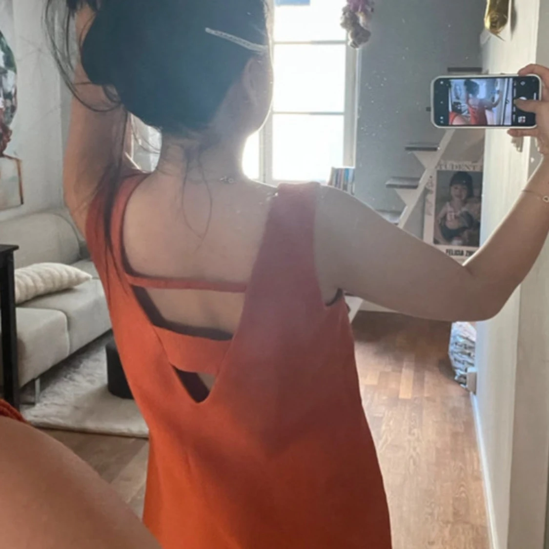 Orange klänning från Sandro  - 1