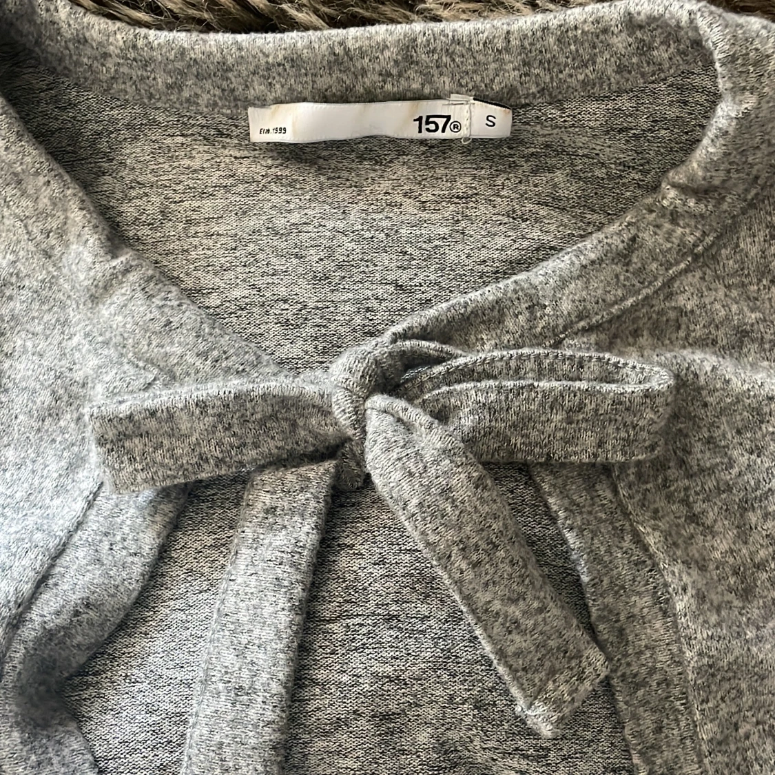 Grå kofta med knyt från 157 - 1