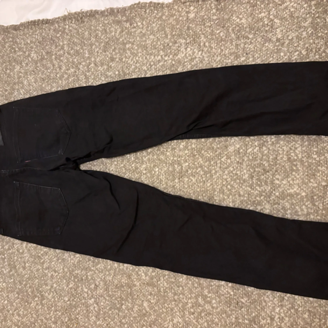 Svarta Levis 514 jeans