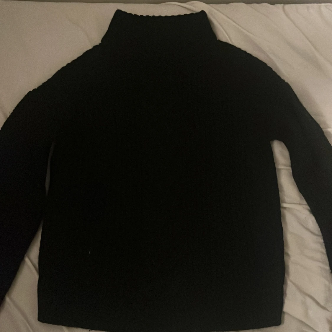 Svart polotröja från VILA