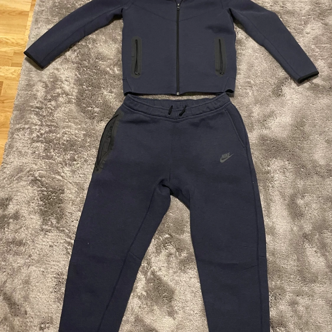 Mörkblå mjukisbyxor från Nike XL