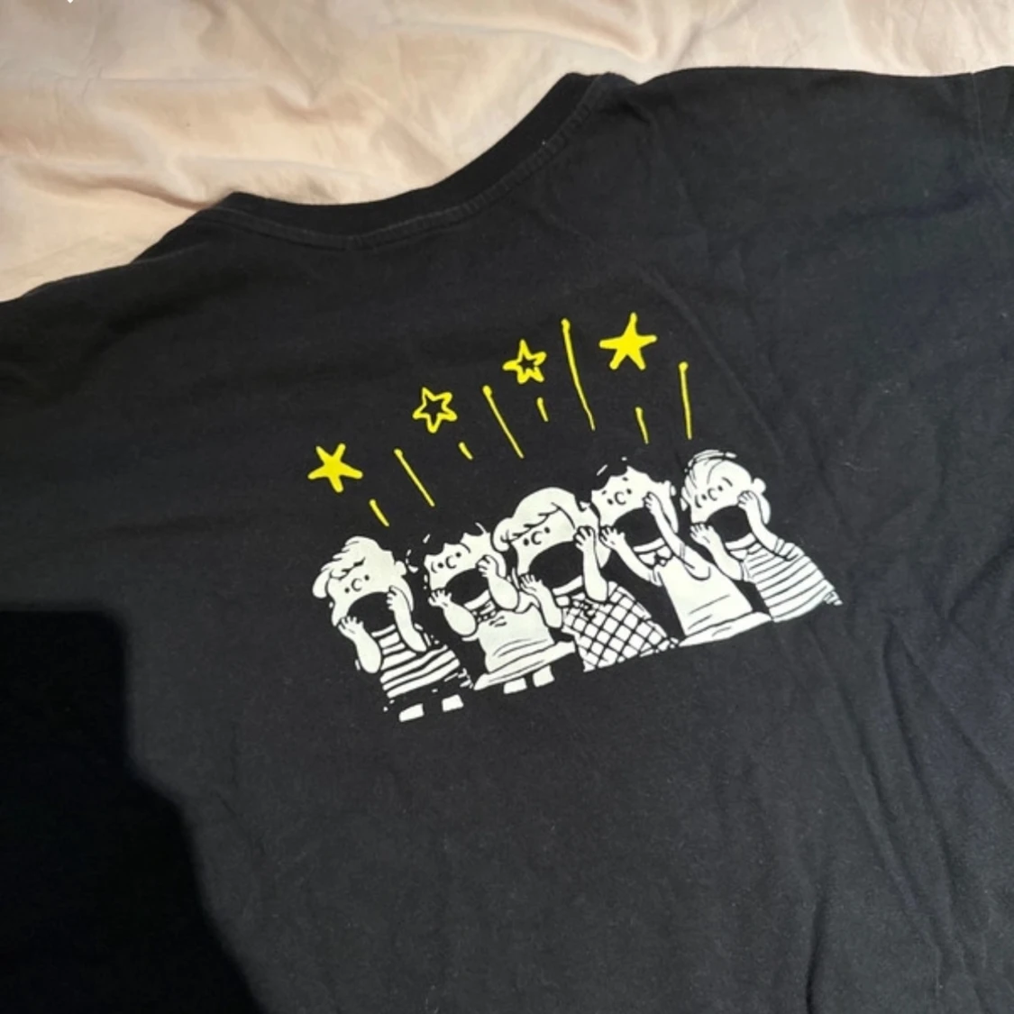 Svart Peanuts t-shirt från Uniqlo - 1