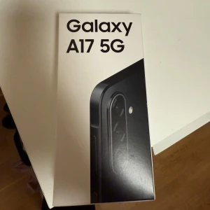 Helt ny Samsung  - Helt ny Samsung galaxy a17 56. Inte öppnad eller något!