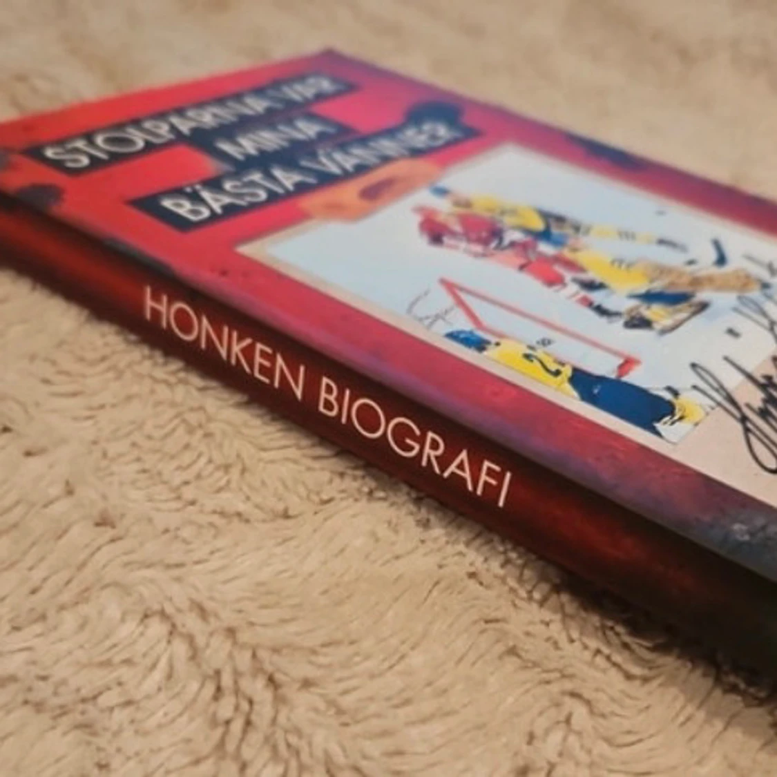 Stolparna var mina bästa vänner-!signerad  - 3