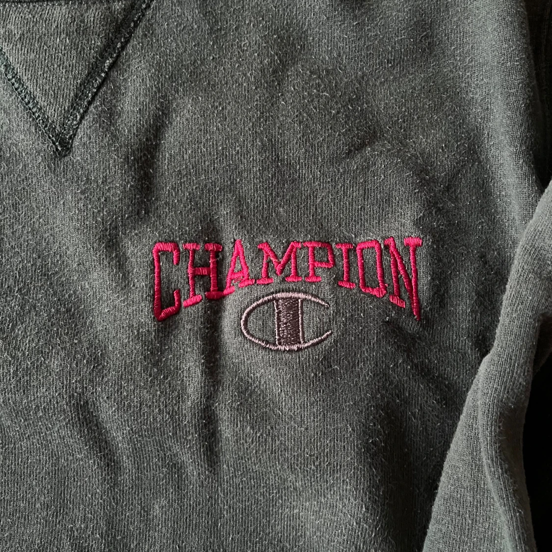 Mörkgrön sweatshirt från Champion - 1