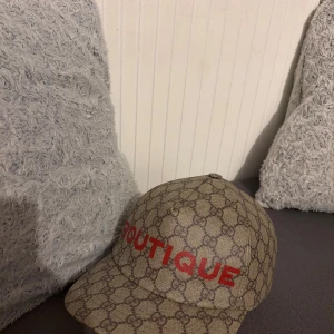 Gucci keps  -  Äkta gucci boutique keps. Nypris 4500-5000kr