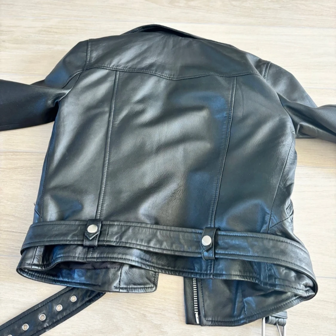 Skinnjacka i ÄKTA skinn - 1