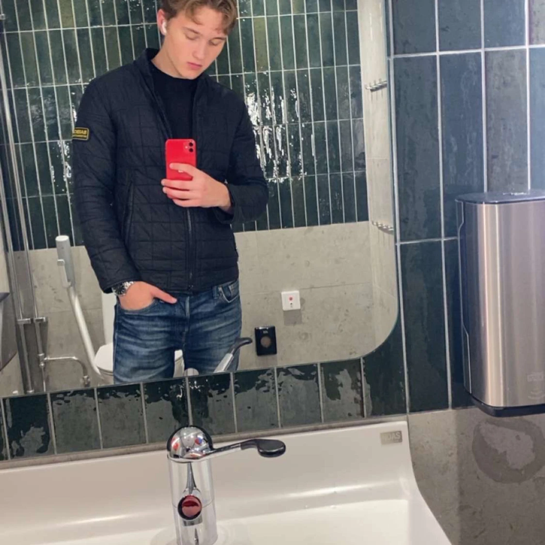 Svart quiltad jacka från Barbour - 2