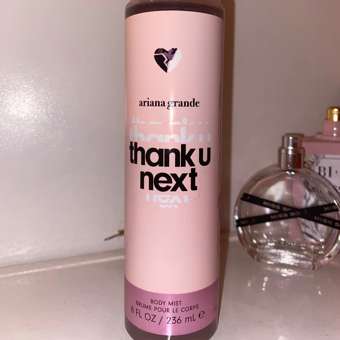 Ariana Grande Thank U Next mist - 1