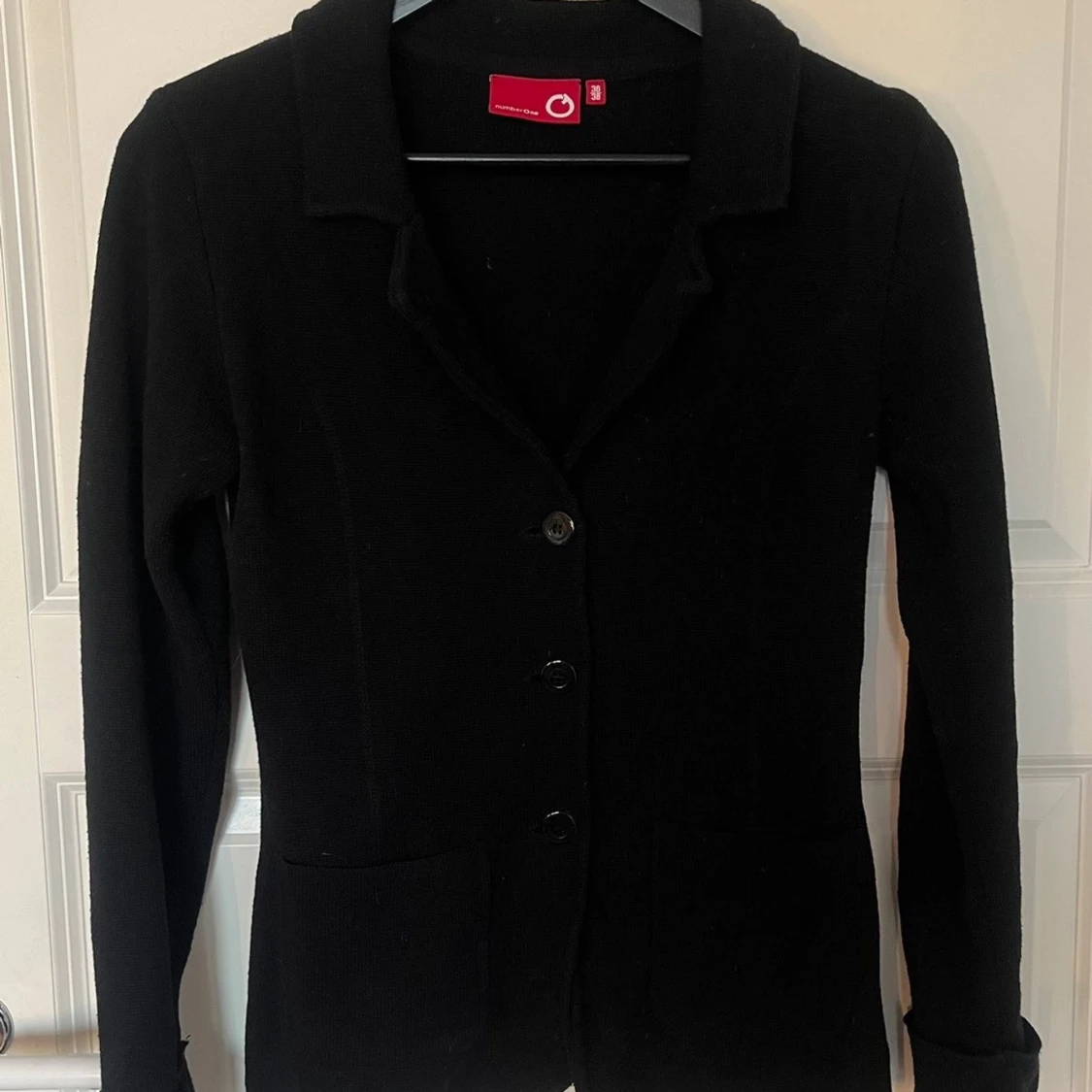 Svart långärmad tröja - 1