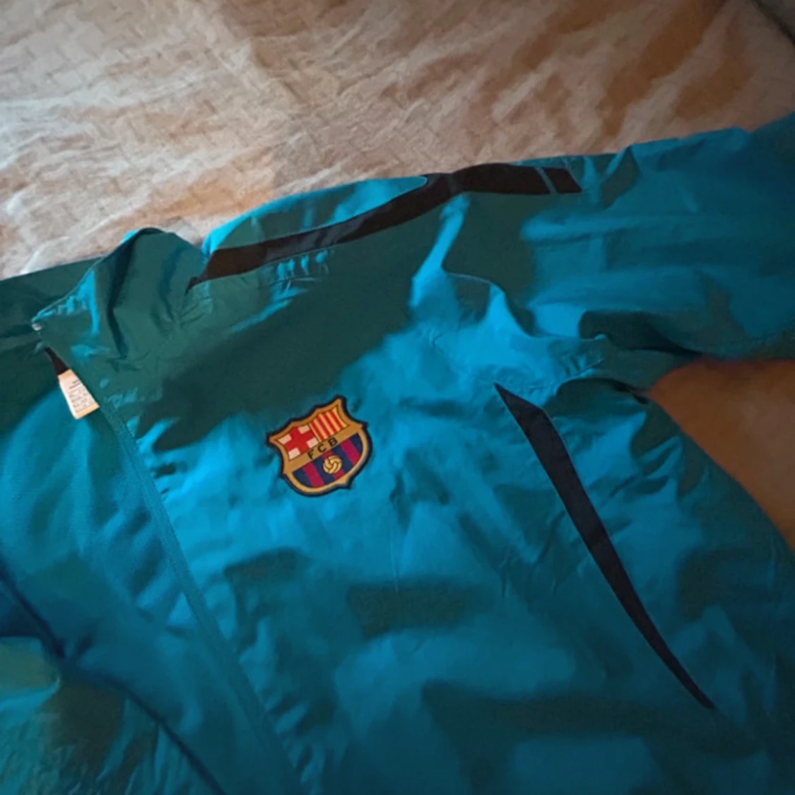 Turkos Nike FC Barcelona vindjacka 158-170 - 3