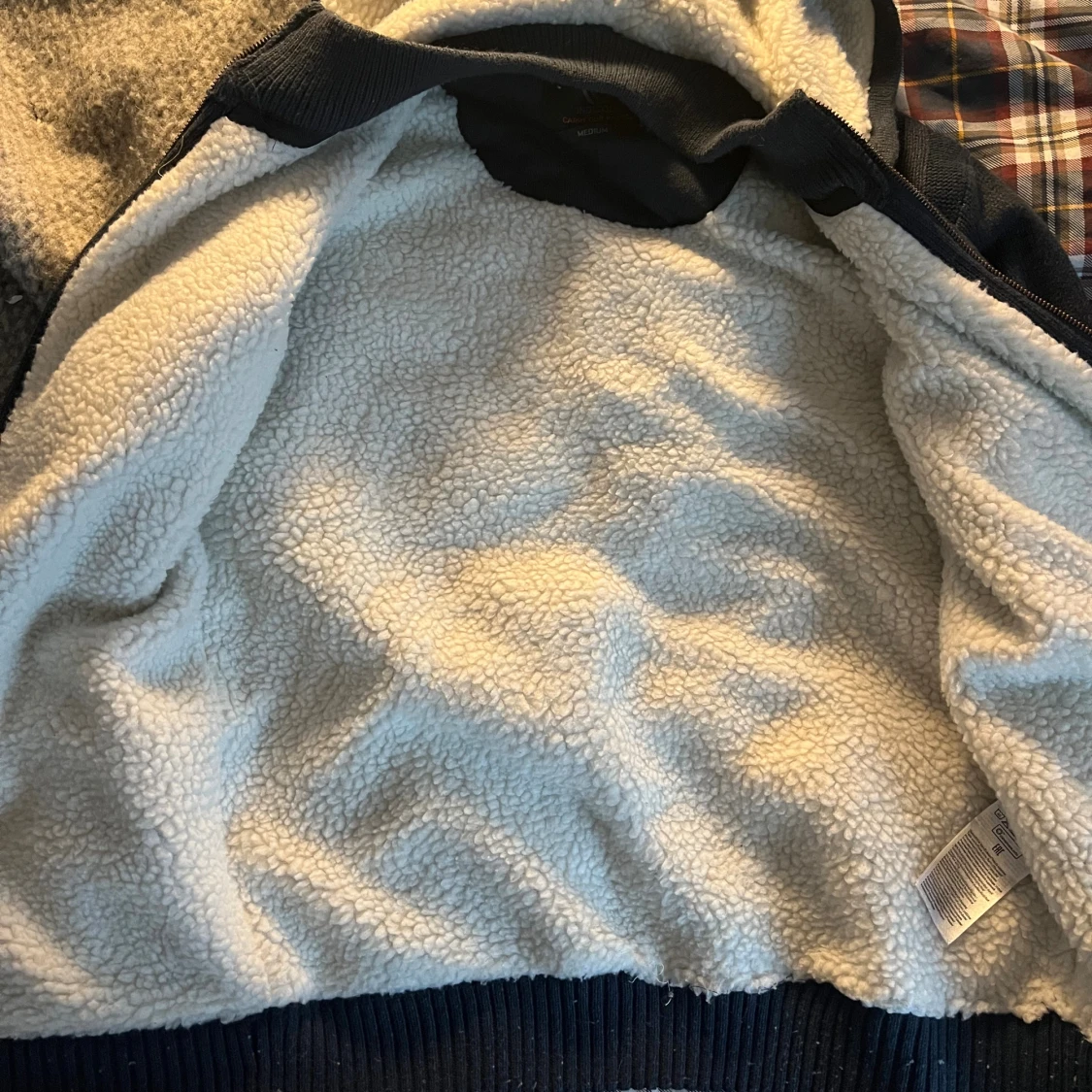 Mörkblå stickad hoodie från Indicode( Använd ca 10 gånger) - 3