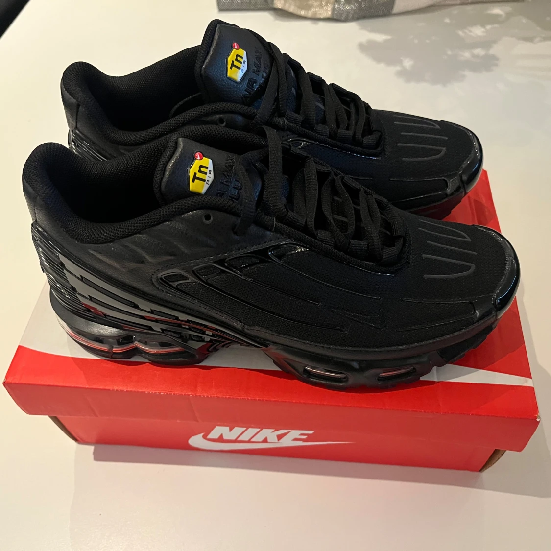 Nike Air Max Plus svarta sneakers