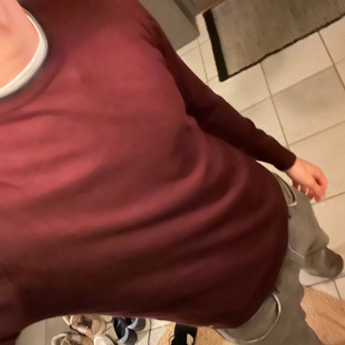 Vinröd tröja från Markup - 2