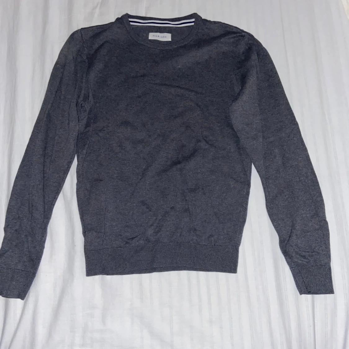 Mörkgrå tröja från Pier One