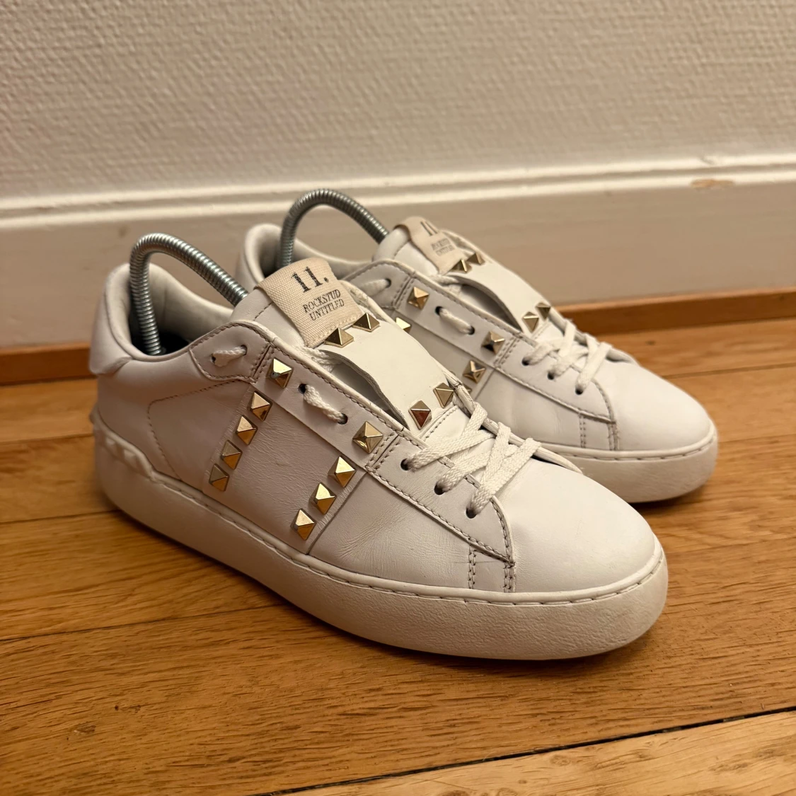Valentino rockstud sneakers  - 2