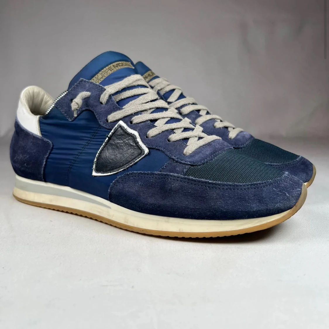 Blå sneakers från Philippe Model - 1