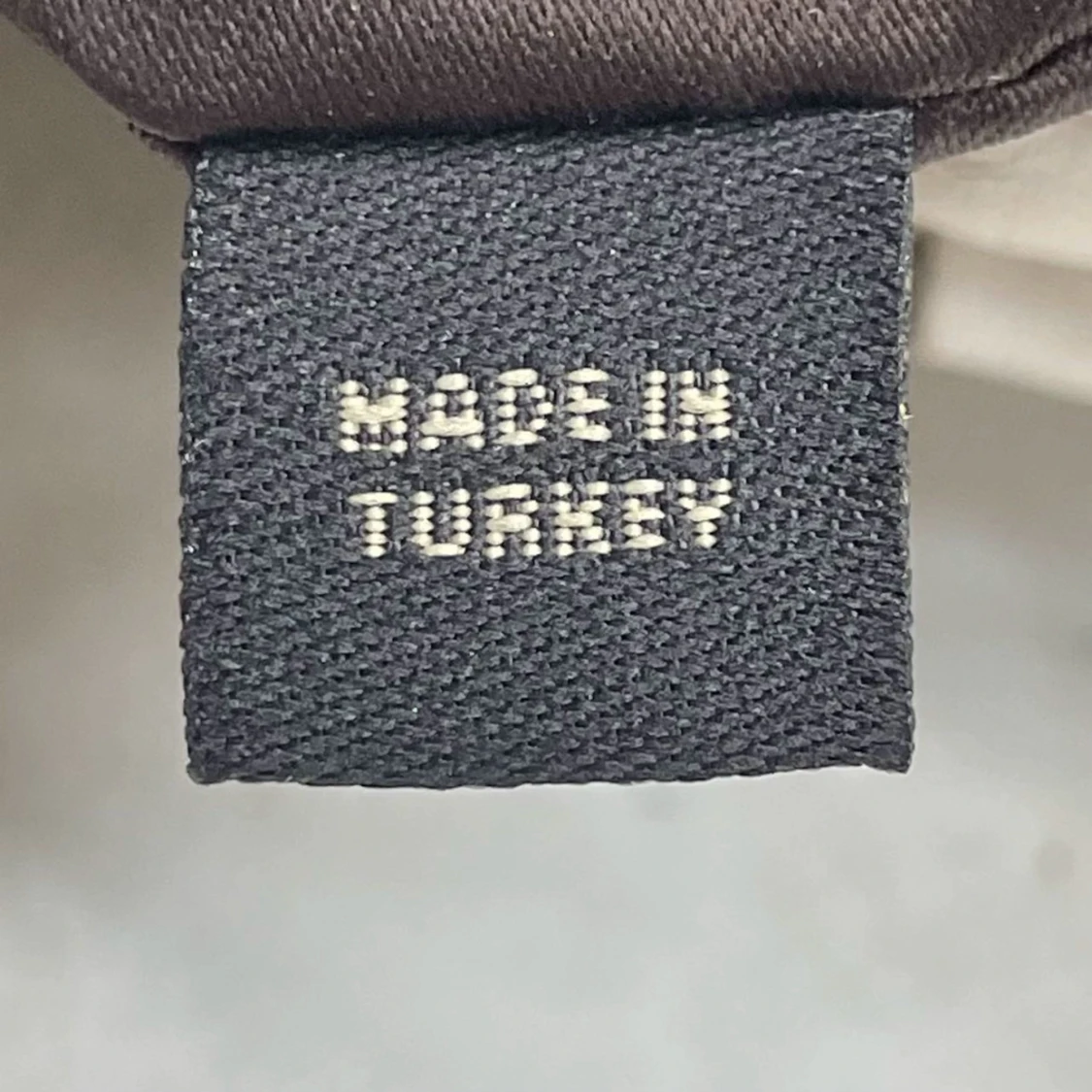 Beige handväska från Miu Miu i skinn - 3