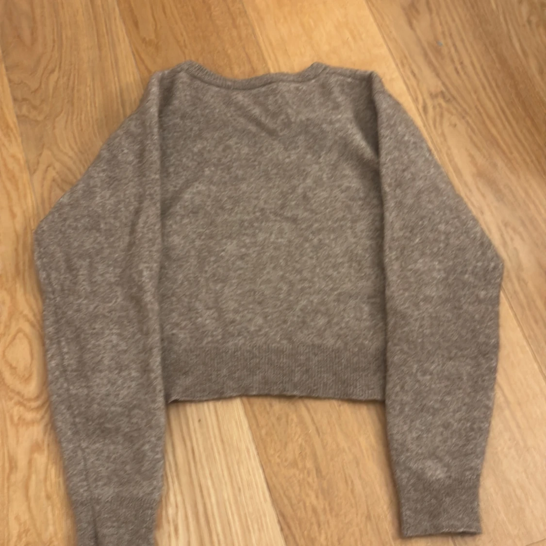 Beige stickad tröja från Zara - 2