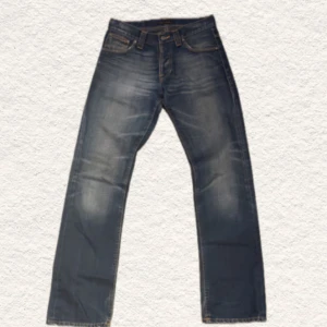 Nudie Jeans - Sjukt snygga Nudie jeans i storleken W29 L32 i modellen average joe, as snygg tvätt på jeansen och dem är i toppen skick