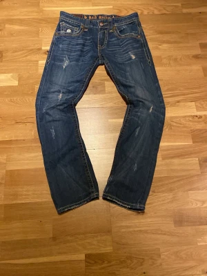 Rock revival jeans - Säljer ett par feta rock revival jeans, bara att höra av sig vid frågor eller funderingar👍