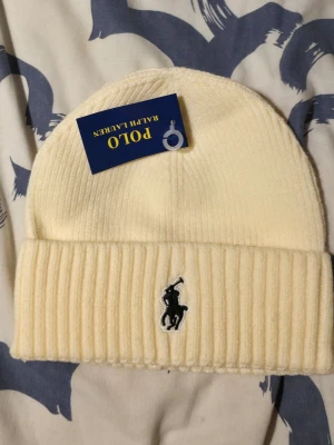 Ralph Lauren  - Fin mössa Ralph Lauren 