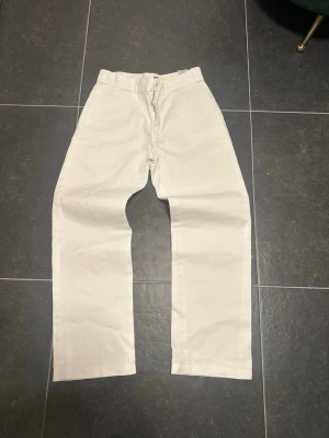 Dickies 874 Original Fit - Använda 1 gång, snygga raka byxor.
