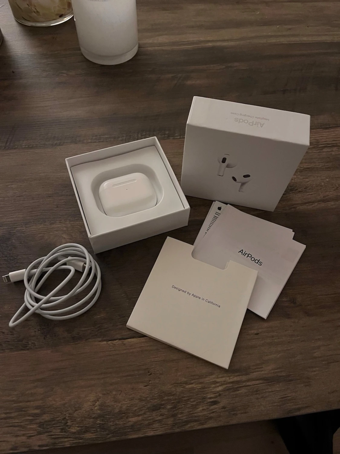 Apple AirPods 3 (2021)