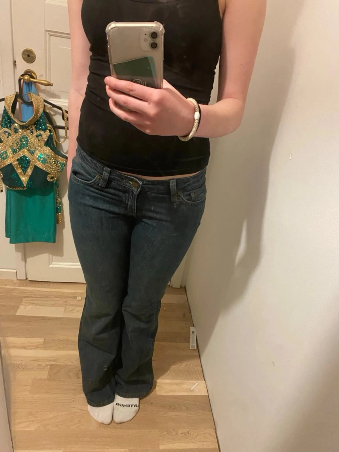 Mörkblå bootcut jeans