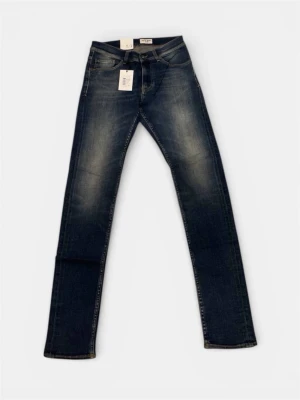 Helt nya Tiger of Sweden jeans  - Helt nya tiger of Sweden! Skriv vid info om vad som helst! Storlek 30/34. Sjukt fet tvätt! Skriv för mer info osv.