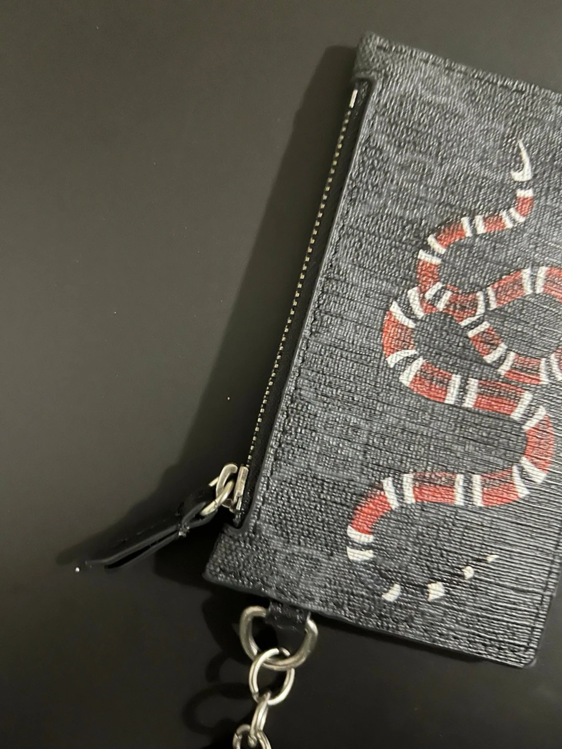 Korthållare runt halsen - 1