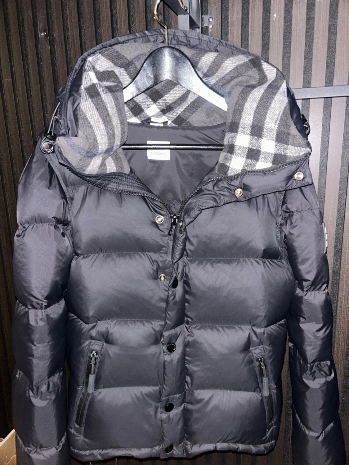 Svart pufferjacka från Burberry