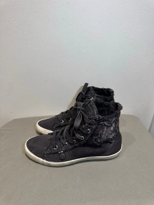 sneakers - odd molly sneakers, storlek 37.