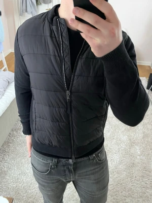 Massimo Dutti cardigan - Massimo Dutti | Mycket bra skick | Size - L sitter mer som M | Pris 690 | Hör av dig vid minsta fråga eller fundering📩