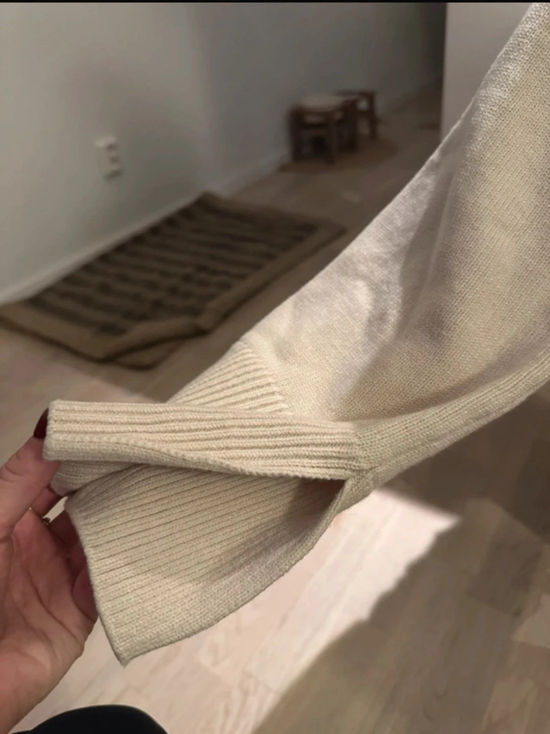 Stickad v-ringad  - 2